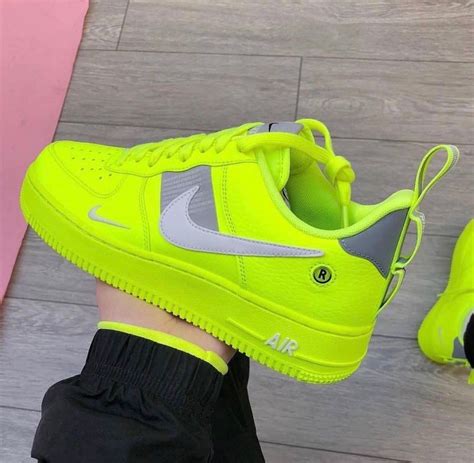 nike neon gelb damen|nike neon shoes women.